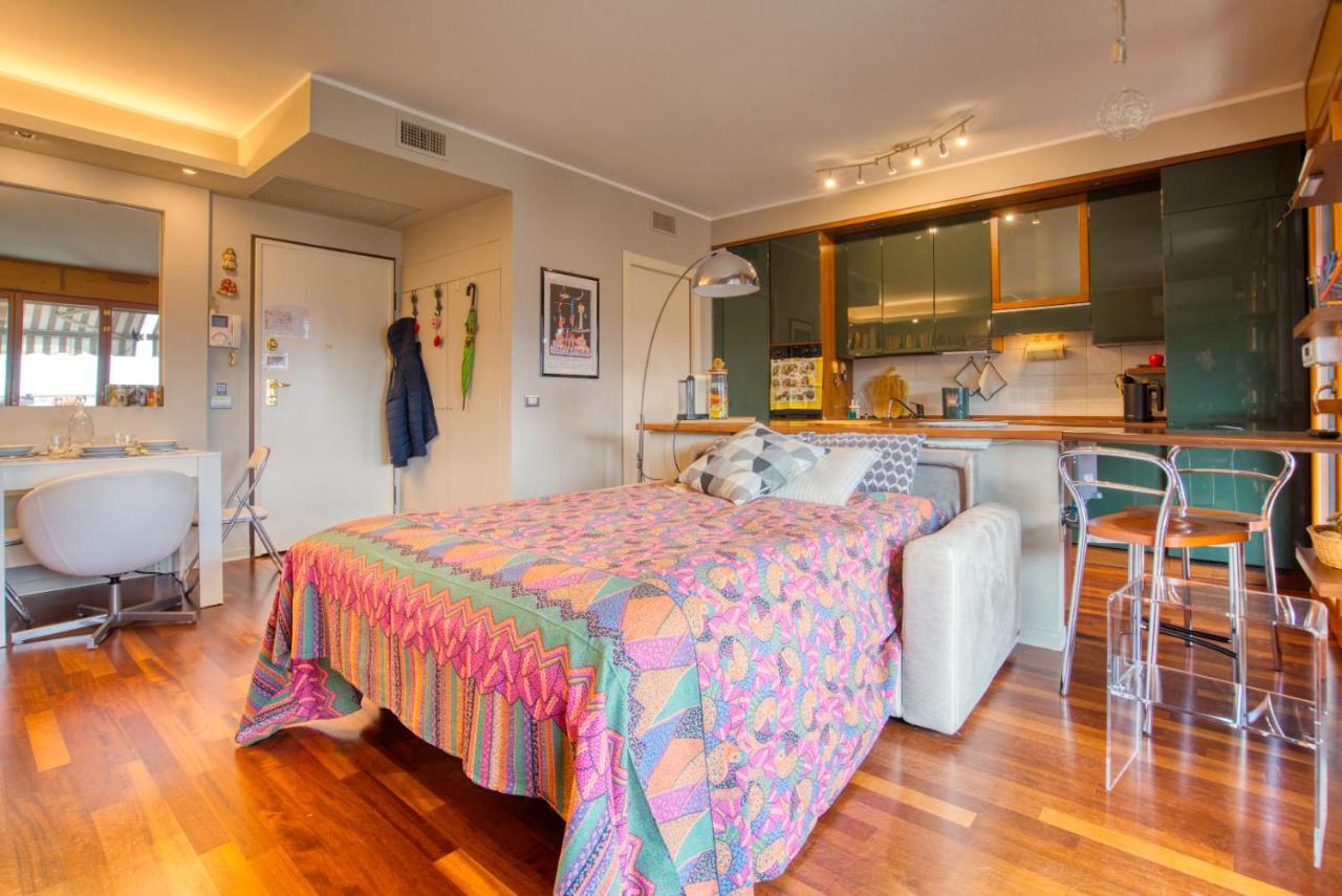 Caseospitali - Casa Di Bibi, Colorato Ed Elegante Bilocale Vicino Al Naviglio Martesana Per 4 Vimodrone Eksteriør billede